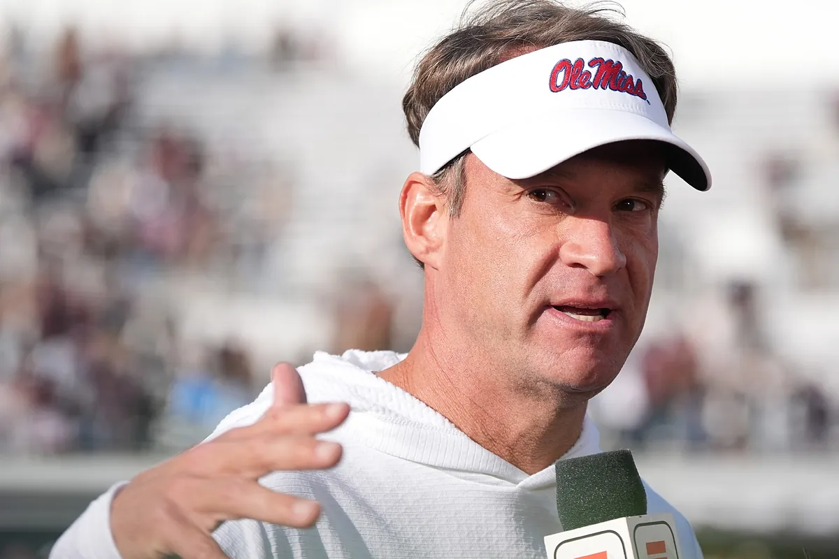 Lane Kiffin's daughter brings her father closer to saying yes to LSU's coach job: The Whit Weeks factor also counts