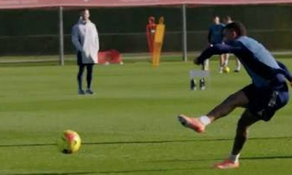 Gabriel Jesus' clear message to Mikel Arteta as Arsenal training footage emerges