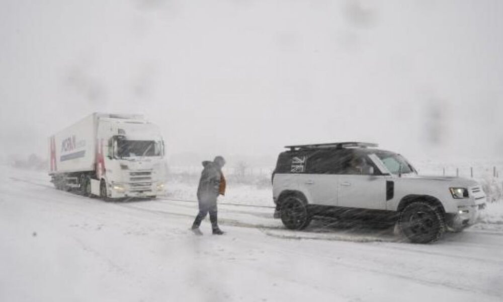 Efforts to manage snow disruption across North Yorkshire