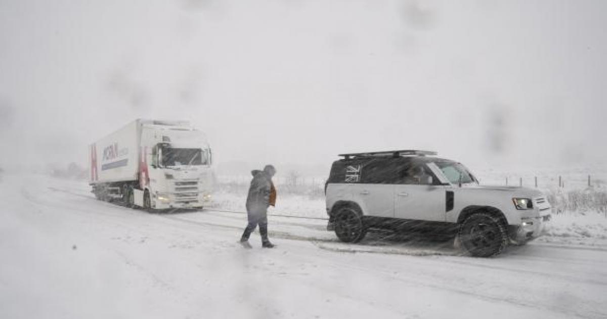 Efforts to manage snow disruption across North Yorkshire