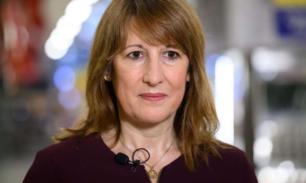 Cost of NHS prescriptions frozen by Chancellor Rachel Reeves