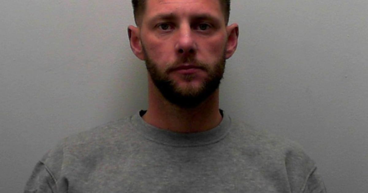 Police hunting man, 32, from York wanted for theft