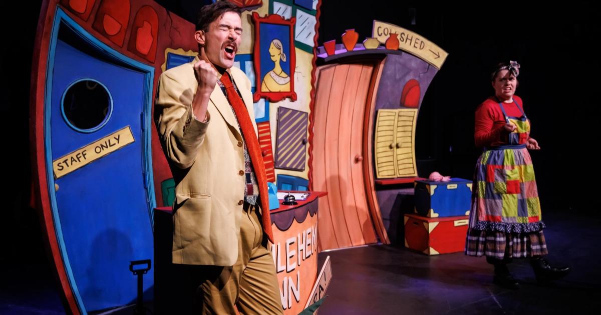 REVIEW: Riding Lights Theatre Company, Christmas Inn Trouble