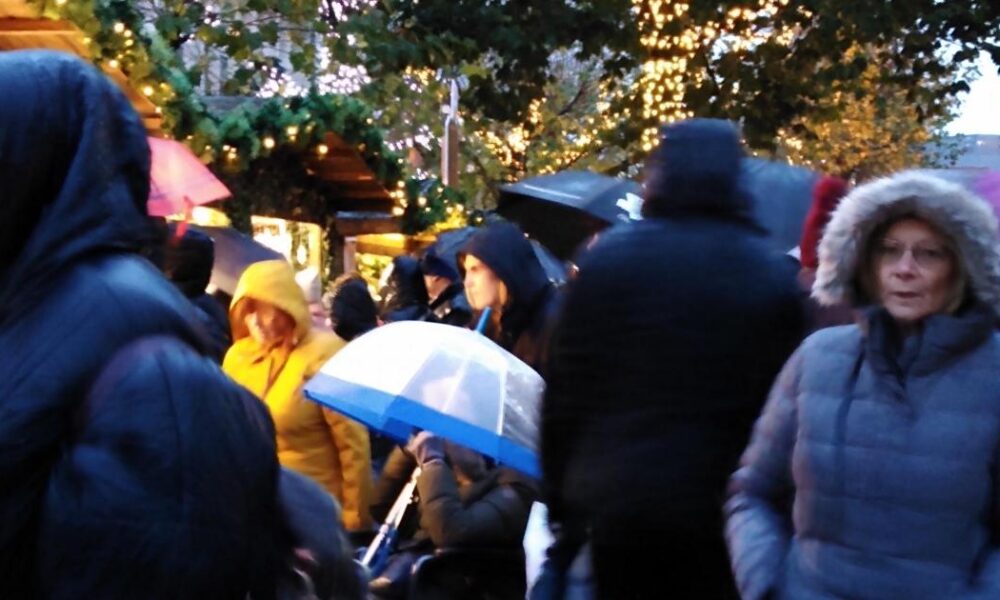 Crowds throng to York Christmas Market and UK Snooker