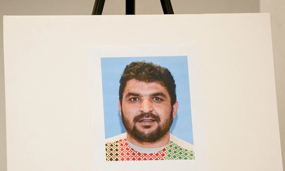 Donald Trump Confirms One National Guard Member Is Dead After D.C. Shooting