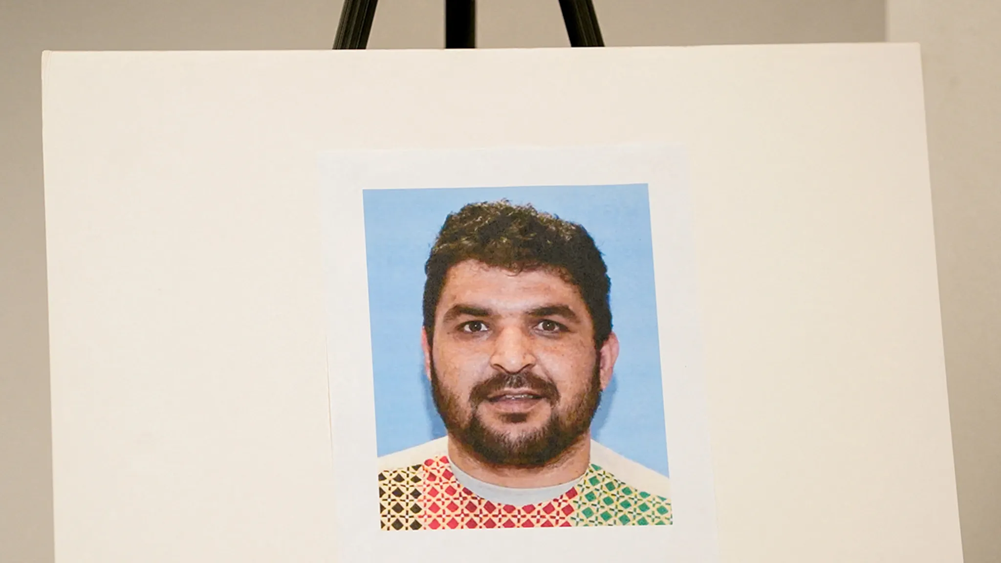 Donald Trump Confirms One National Guard Member Is Dead After D.C. Shooting