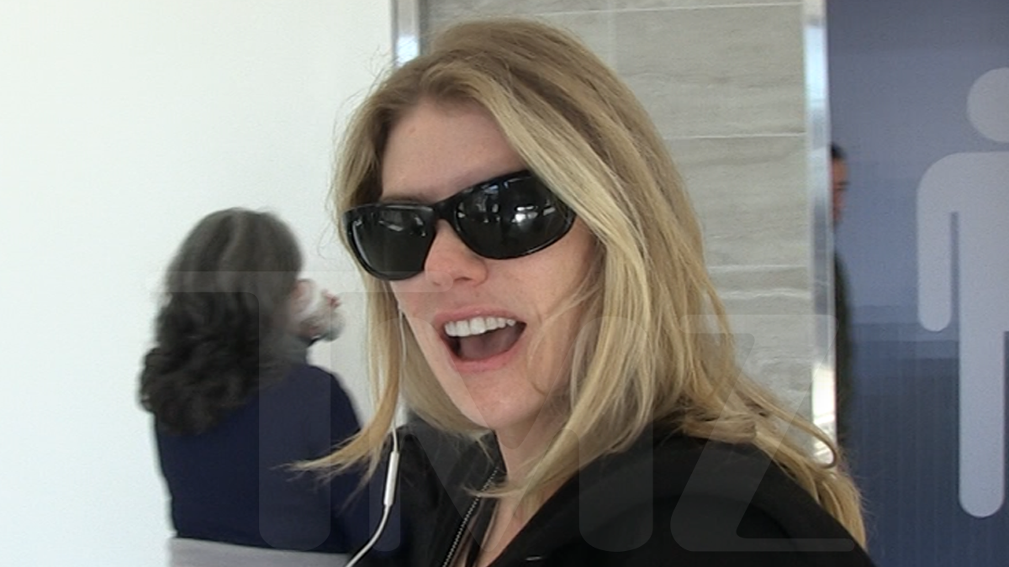 Charlotte McKinney Says Haters Make Comedy Harder for Pretty People