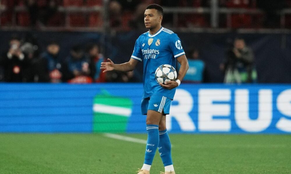 Mbappe scores four in thriller