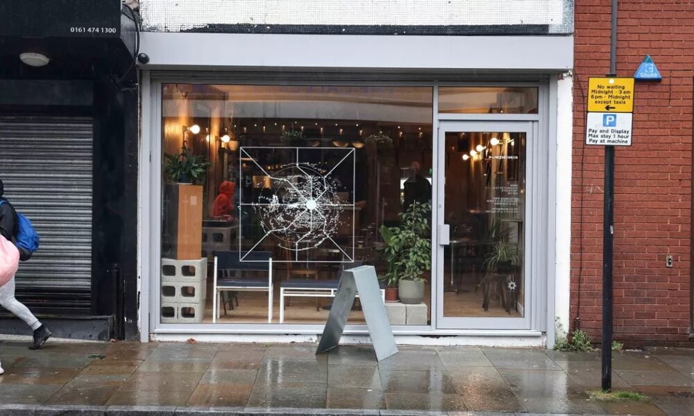 Popular brewery 'blown away' by support as it confirms new Stockport bar