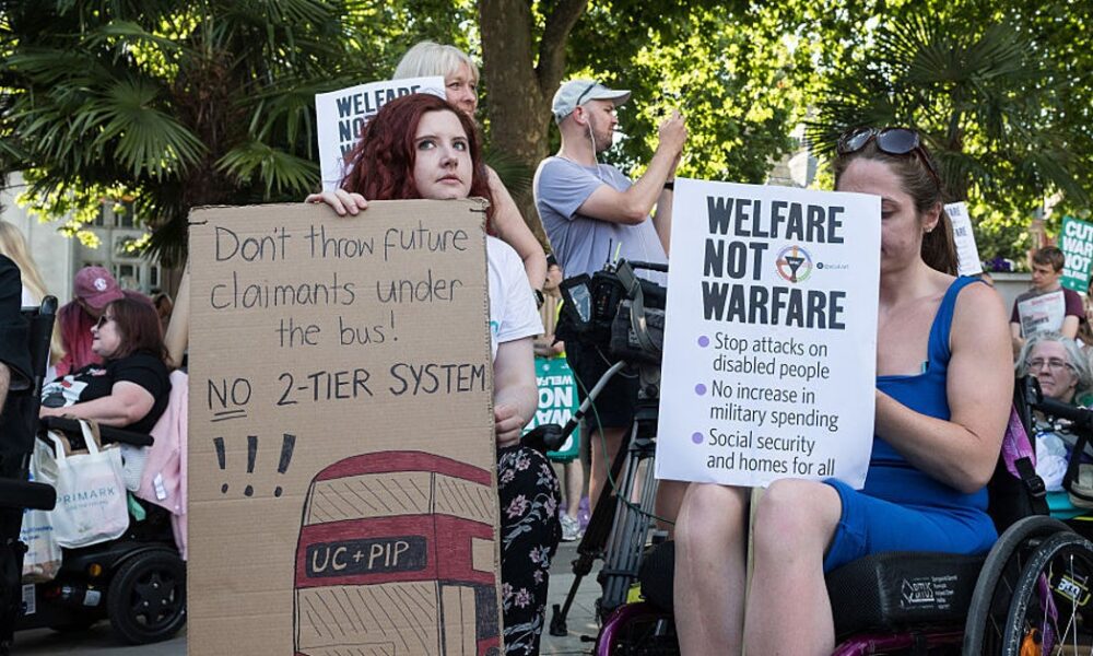 Labour MP Calls For 20 Billion Welfare Budget Cut