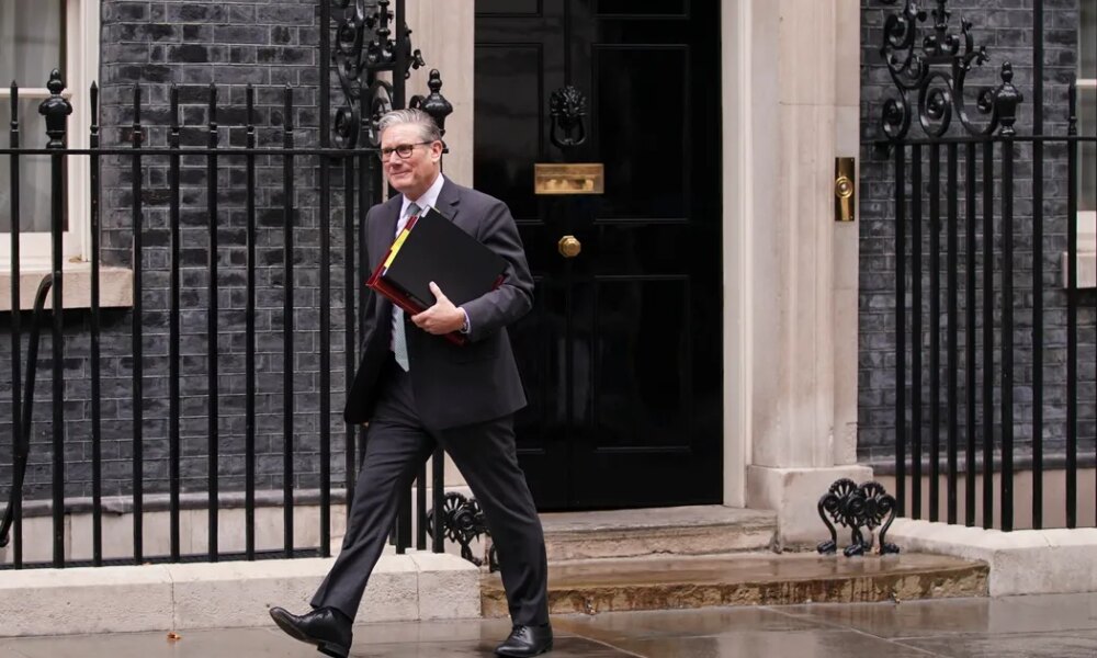 Labour MPs Offered No.10 Tours Amid PMs Outreach