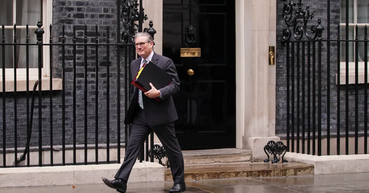 Labour MPs Offered No.10 Tours Amid PMs Outreach