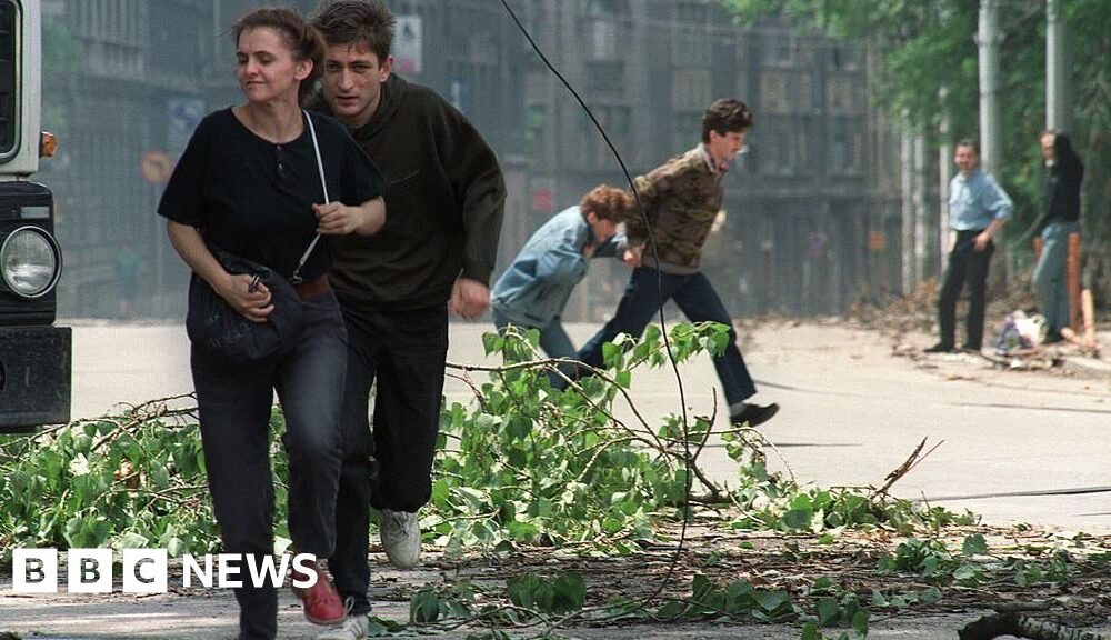 Serbian president denies involvement in alleged Bosnia 'sniper tourism'