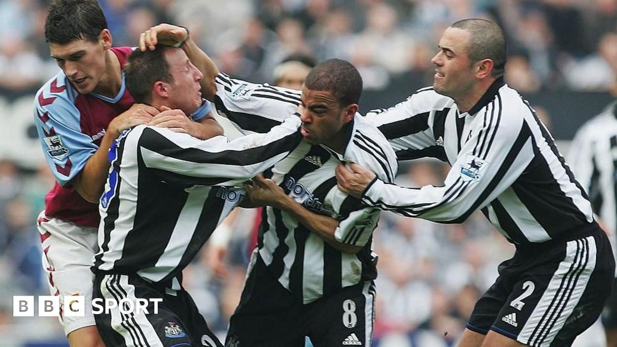 Emmanuel Adebayor and Nicklas Bendtner