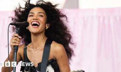 Olivia Dean wins refunds for fans after criticising Ticketmaster