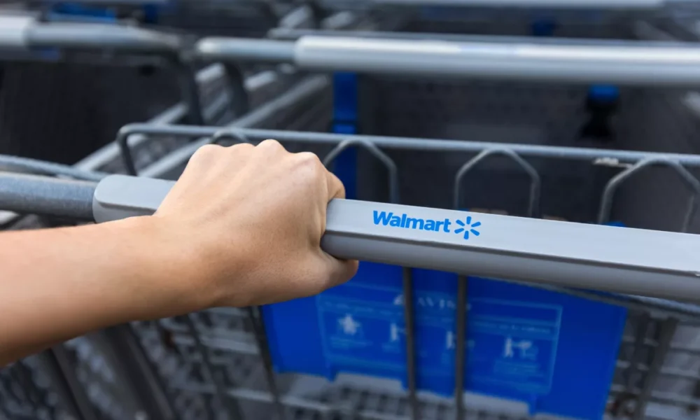 Walmart growth helped by higher-income consumers