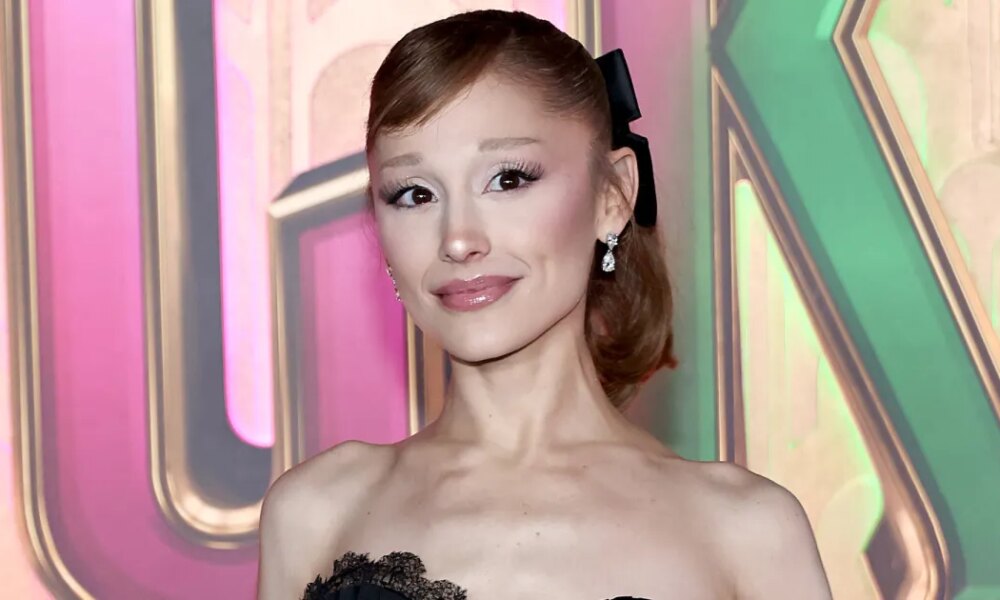 Ariana Grande Shares 'Loving Reminder' to Not Comment on Her Appearance