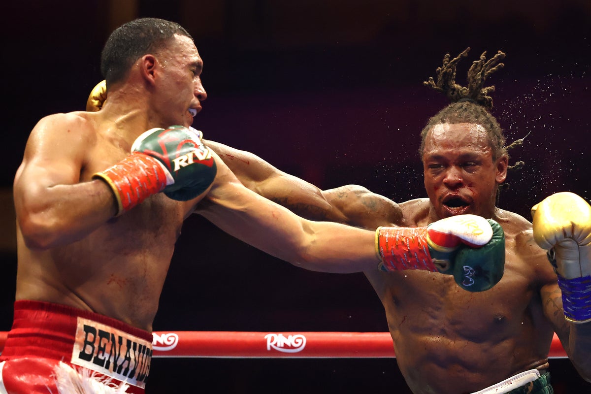 David Benavidez overwhelms Anthony Yarde en route to seventh-round stoppage