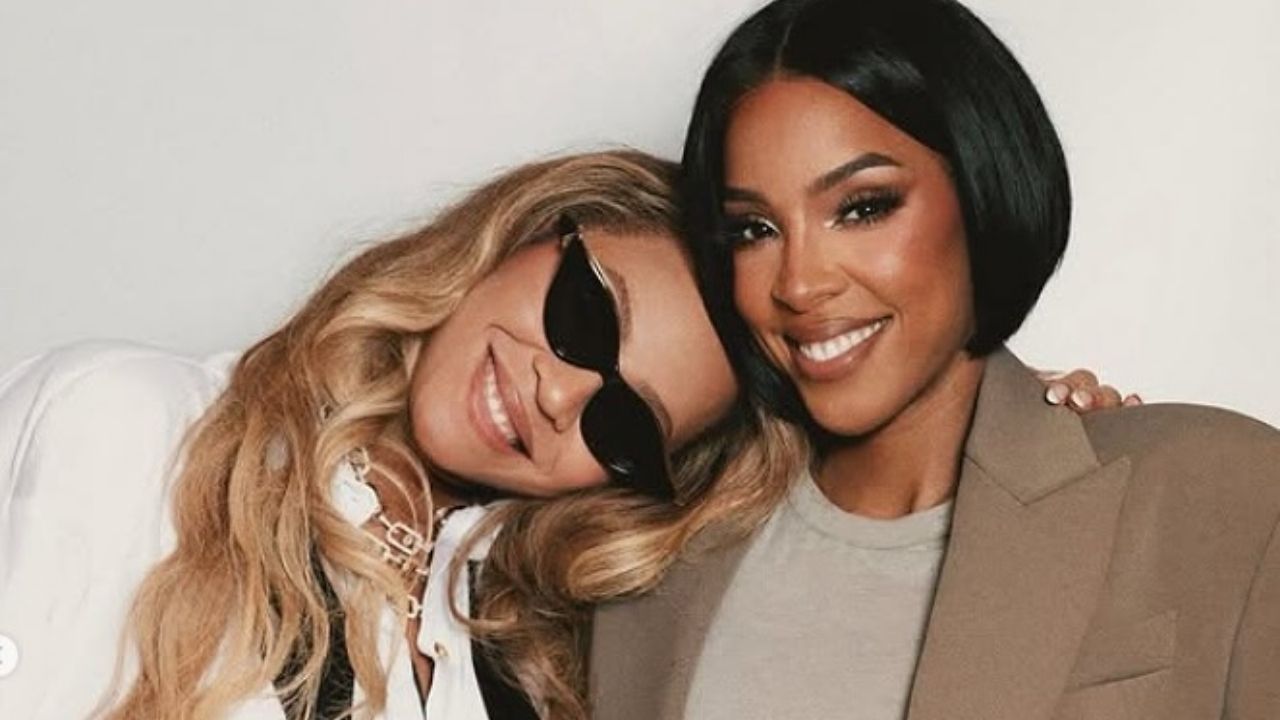 Beyonce Supports Kelly Rowland at the "Boy is Mine" Tour in a Black and White Elisabetta Franchi Jumpsuit