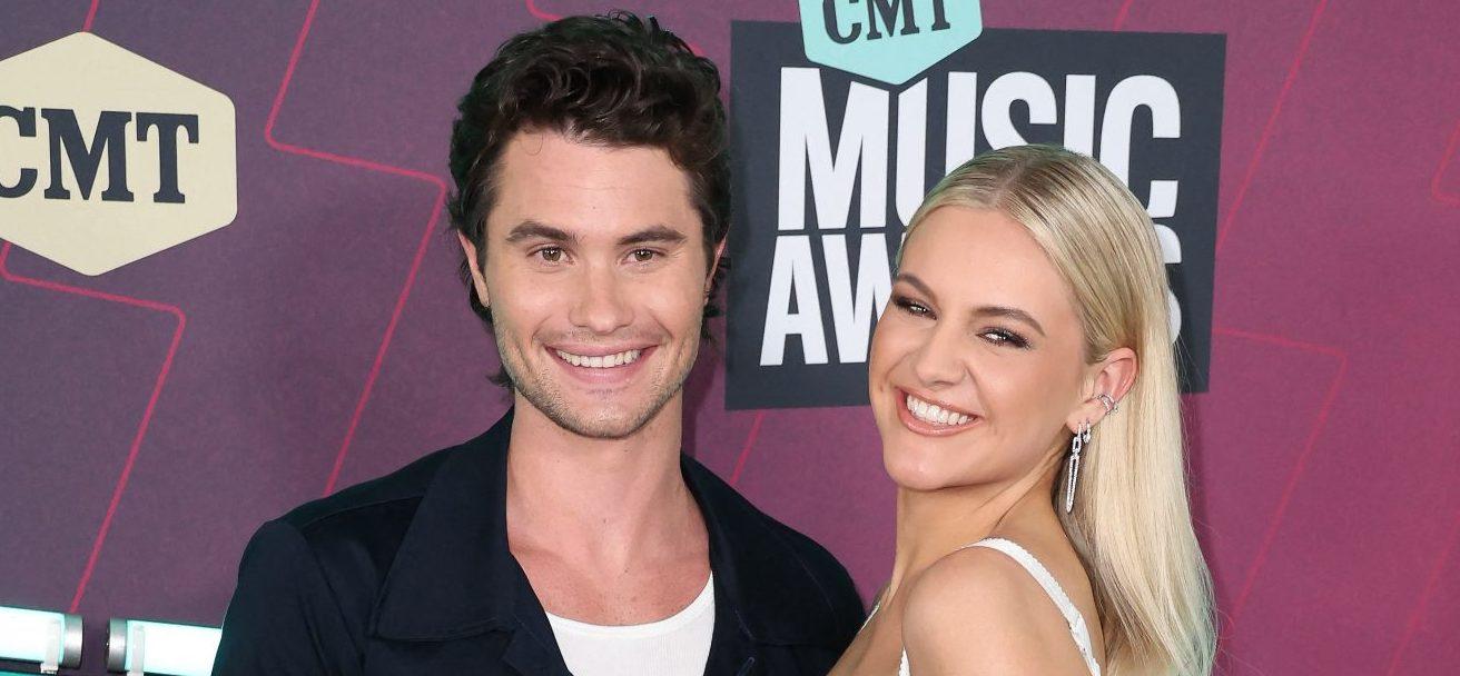 Chase Stokes Leaps To Kelsea Ballerini's Defense
