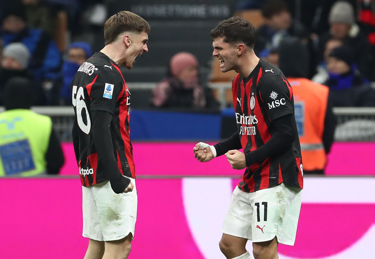 MILAN, ITALY - NOVEMBER 23: Christian Pulisic of AC Milan celebrates with his team-mate Alexis Saelemaekers after scoring their team