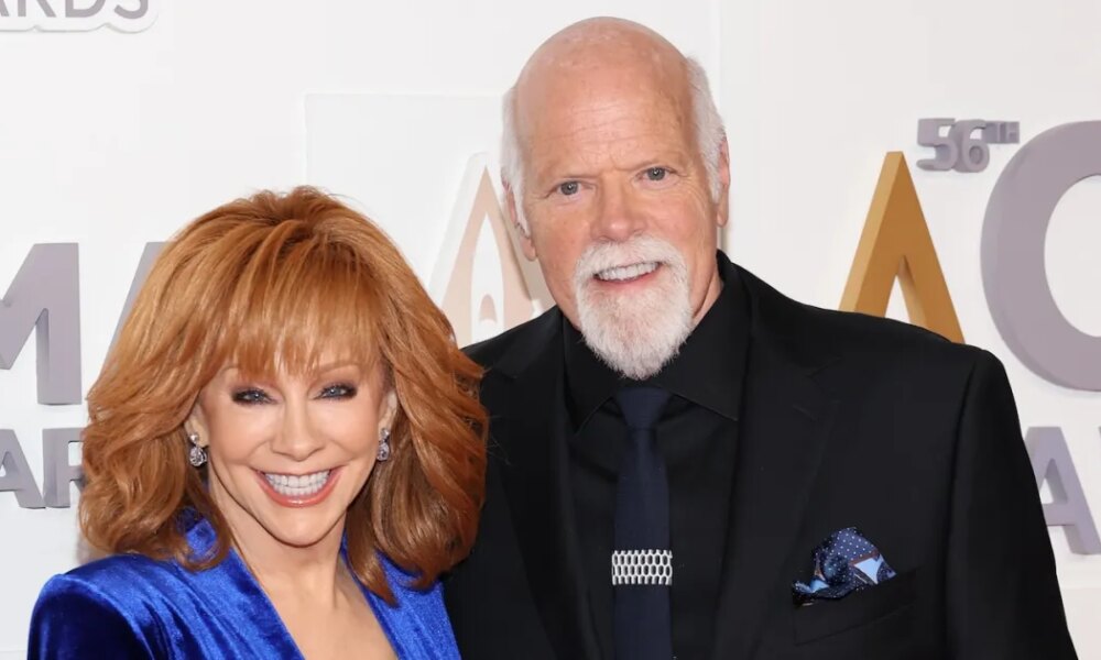 Reba McEntire and Rex Linn Are Skipping Thanksgiving for New Tradition