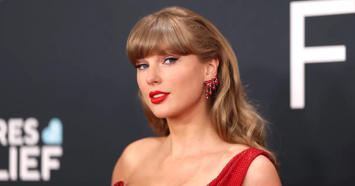 Taylor Swift's Anti-Aging Cleansing Cream Is Selling Fast