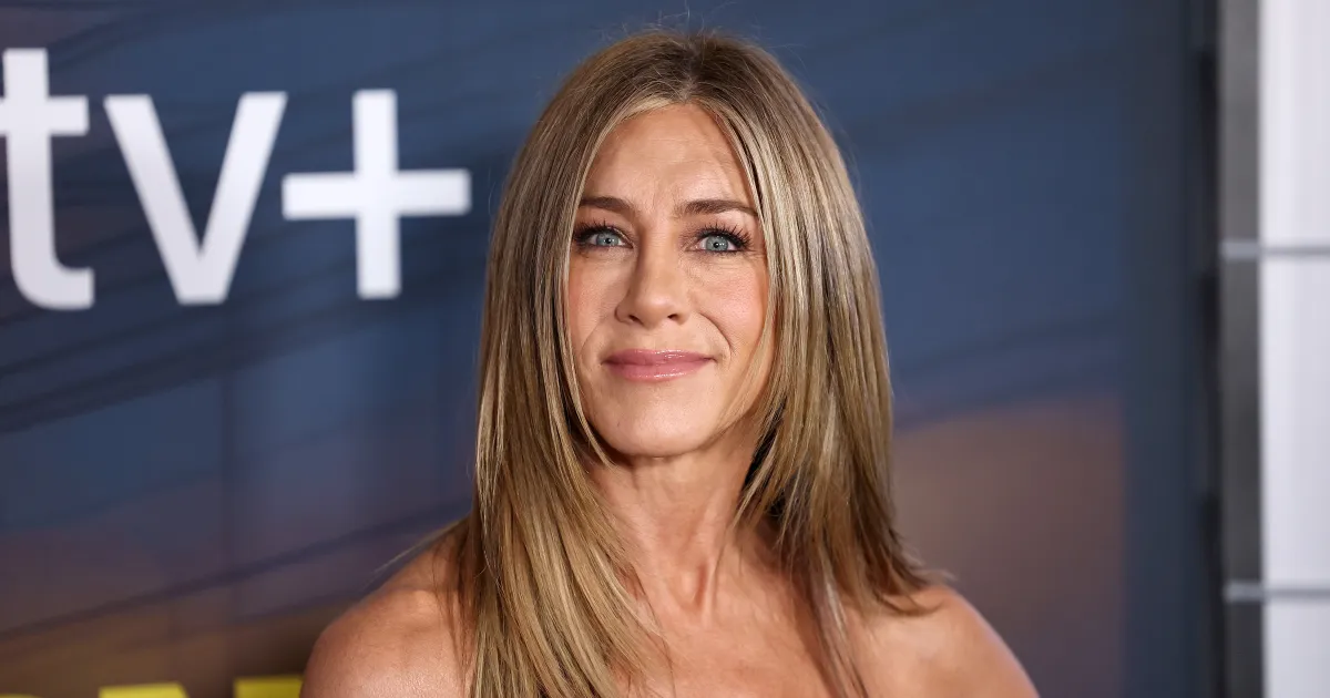 Jennifer Aniston Wears These Now-$49 Flip-Flops With Everything