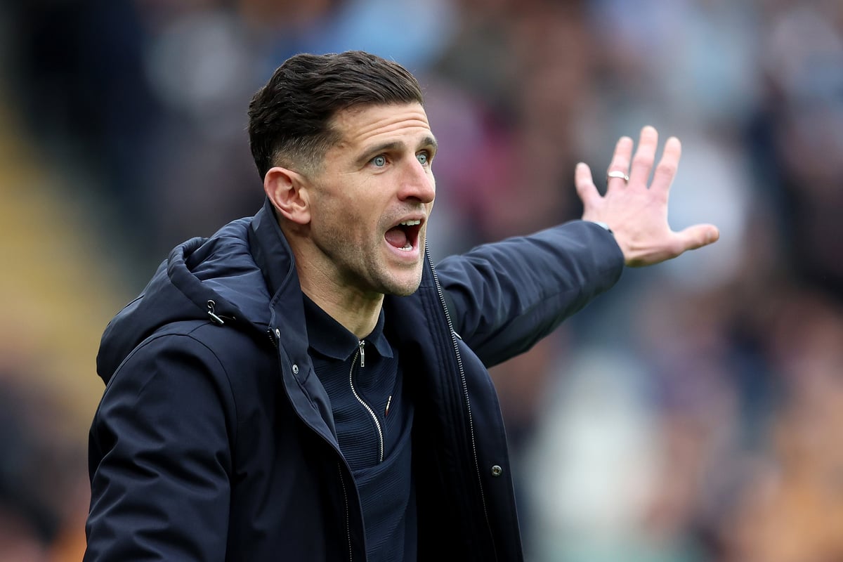 ‘Irrelevant’: Portsmouth boss’ forceful view as drop zone threat hangs over Bristol City showdown