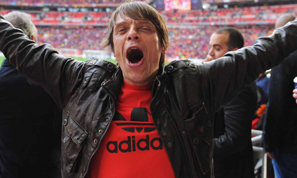 Man Utd saddened by death of Gary Mani Mounfield