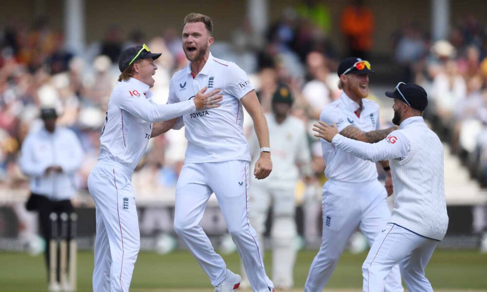 England cricketer and Man Utd fan Sam Cook makes Ashes prediction