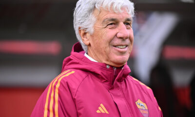 CREMONA, ITALY - NOVEMBER 23: Coach Gian Piero Gasperini of AS Roma reacts during the Serie A match between US Cremonese and AS Roma at Stadio Giovanni Zini on November 23, 2025 in Cremona, Italy. (Photo by Marco M. Mantovani/Getty Images)