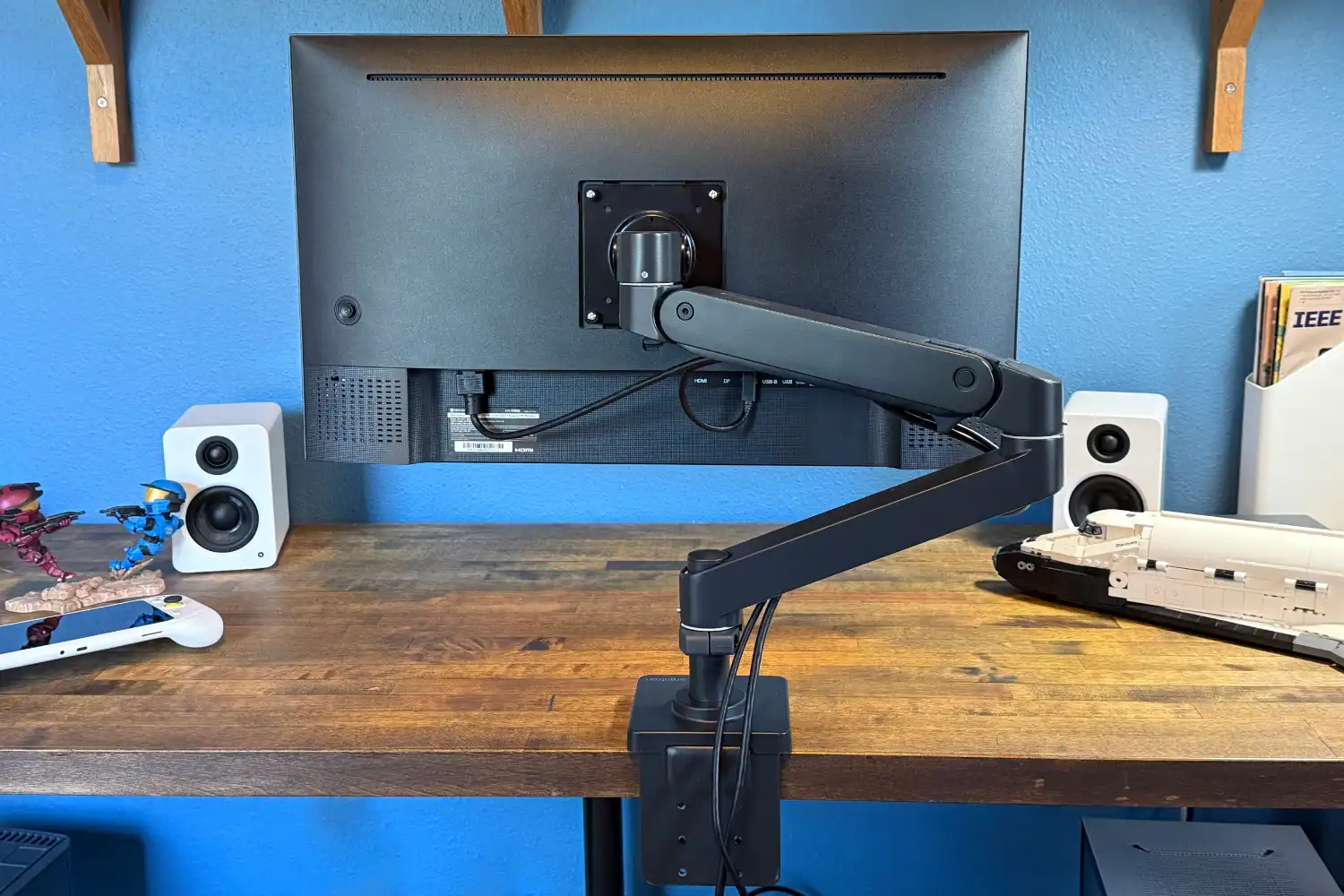 Ergotron LX Pro - Best monitor arm