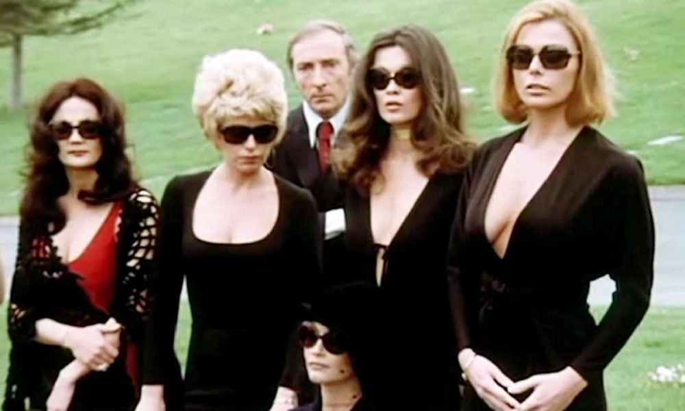 Raunchy 70s Sci-Fi Cult Classic Redefines The Term Body Count