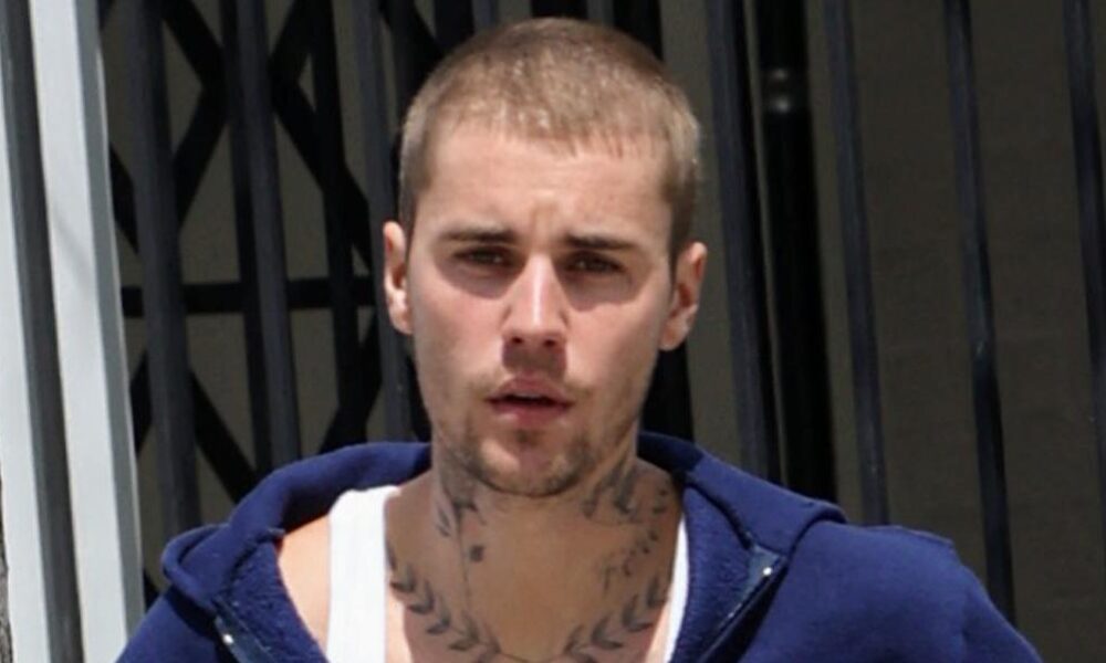 Justin Bieber Spreading Holiday Spirit With Good Samaritan Move