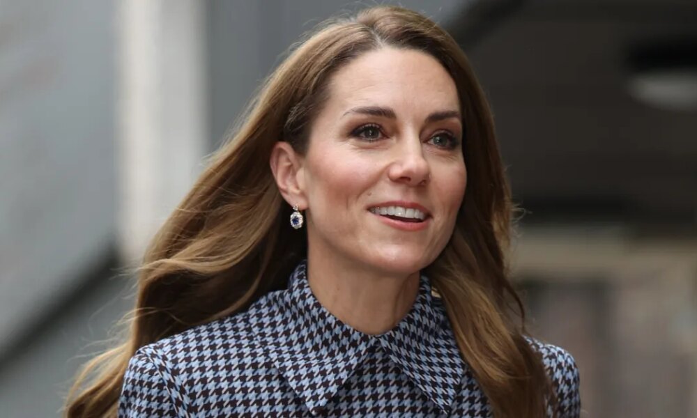 Kate Middleton Wows in Blue Houndstooth Dress for Charity Outing