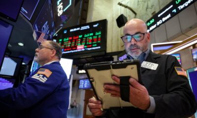 Wall Street turns lower as technology stocks lose steam
