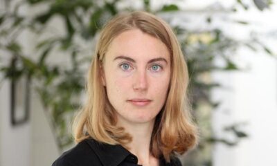 New Study Reveals Hand Gestures Help Listeners Predict Speech in Real-Time