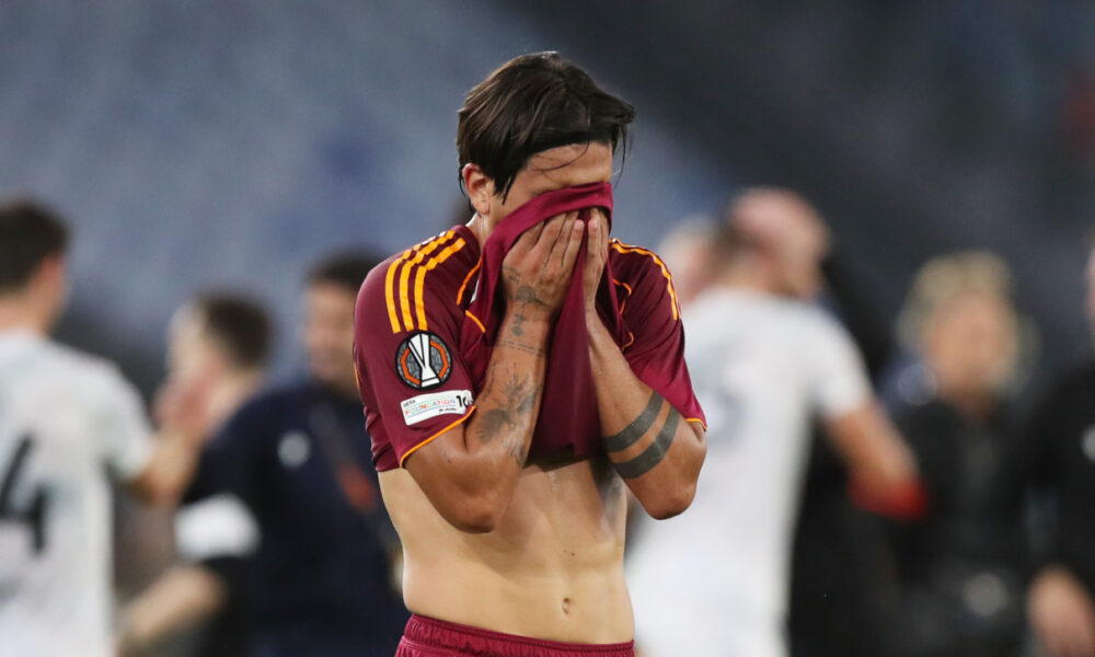 ROME, ITALY - OCTOBER 23: Paulo Dybala of AS Roma looks dejected after the team