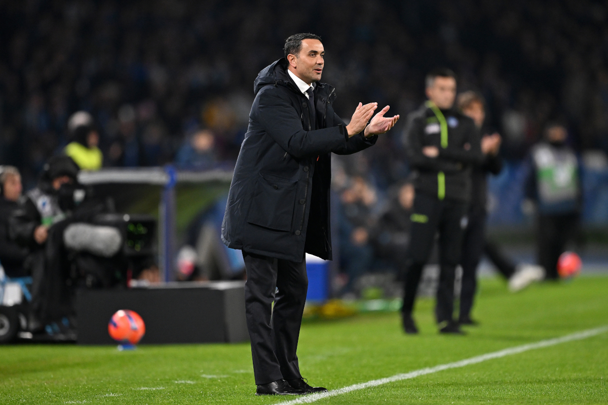 NAPLES, ITALY - NOVEMBER 22: Raffaele Palladino Atalanta BC head coach during the Serie A match between SSC Napoli and Atalanta BC at Stadio Diego Armando Maradona on November 22, 2025 in Naples, Italy. (Photo by Francesco Pecoraro/Getty Images)