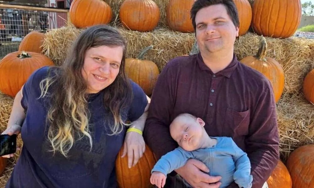 British woman arrested by ICE agents in California while holding newborn son | News US