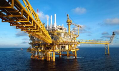 Mutual Funds Gobble Up This Energy Stock And This Chip Equipment Name