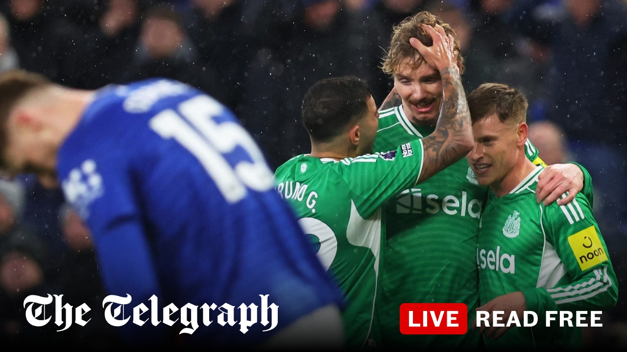 Everton thrashed by resurgent Newcastle side