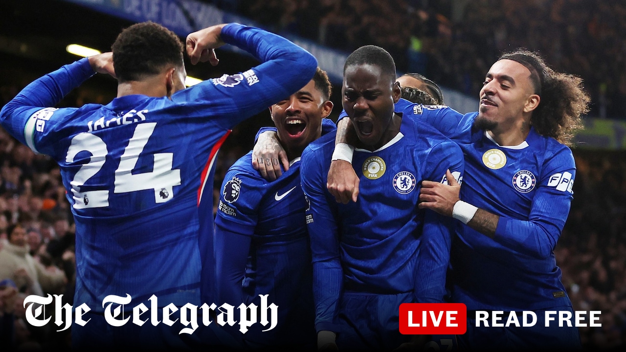 Ten-man Chelsea show they are title contenders in fiery draw with Arsenal