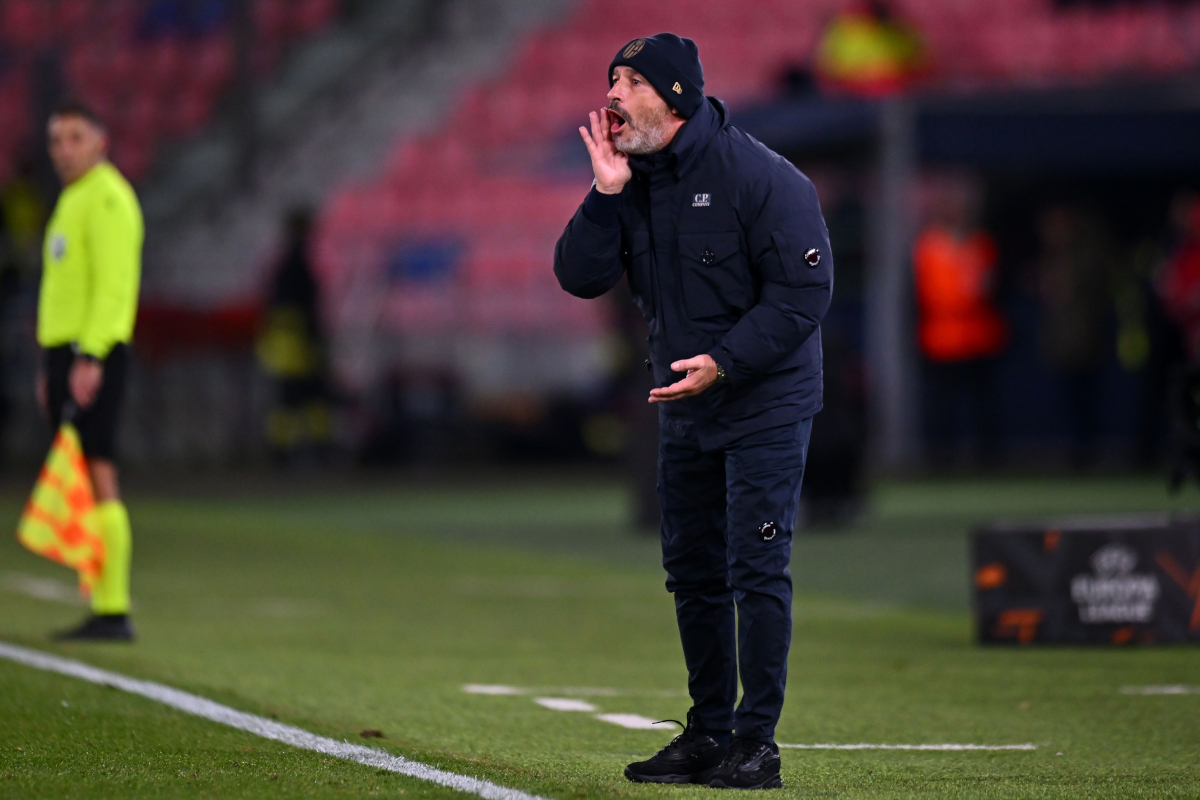 BOLOGNA, ITALY - NOVEMBER 27: Vincenzo Italiano head coach of Bologna FC during the UEFA Europa League 2025/26 League Phase MD5 match between Bologna FC 1909 and FC Salzburg at Stadio Renato Dall