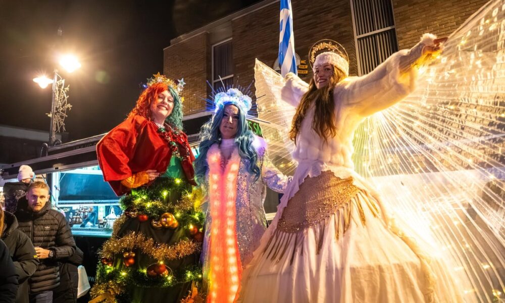 Pictures show Gosport Christmas lights switch on