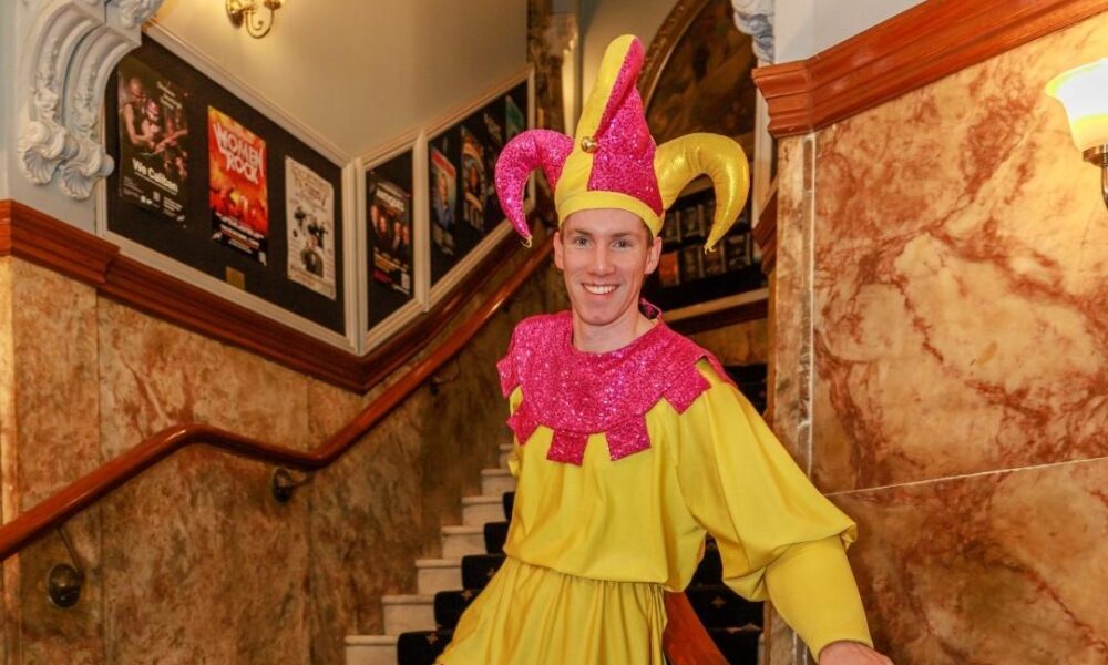 "The joy is that panto is so much fun" - Why pantomime is a great way to learn your craft