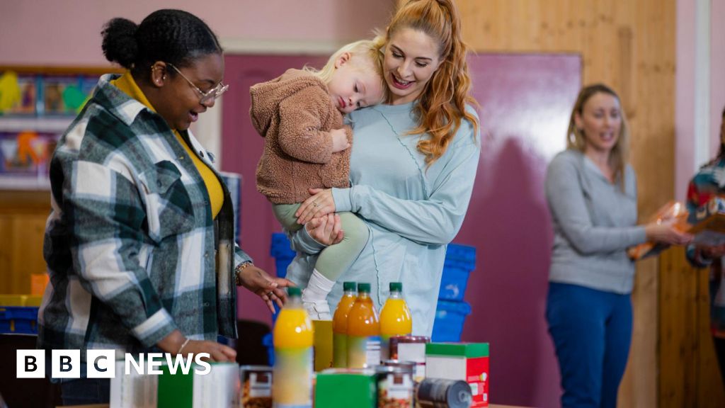 East Yorkshire residents asked to support foodbanks at Christmas