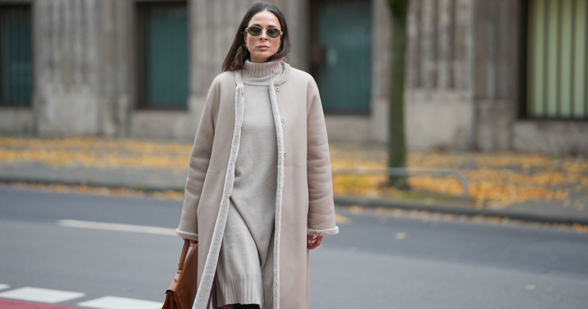 17 Comfy Thanksgiving Dresses That Hide Bloat Better Than Spanx