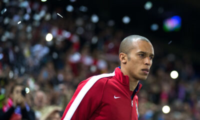MADRID, SPAIN - MARCH 17: Joao Miranda enters the pitch prior to start the UEFA Champions League round of 16 second leg match between Club Atletico de Madrid and Bayer 04 Leverkusen at Vicente Calderon Stadium on March 17, 2015 in Madrid, Spain. (Photo by Gonzalo Arroyo Moreno/Getty Images)